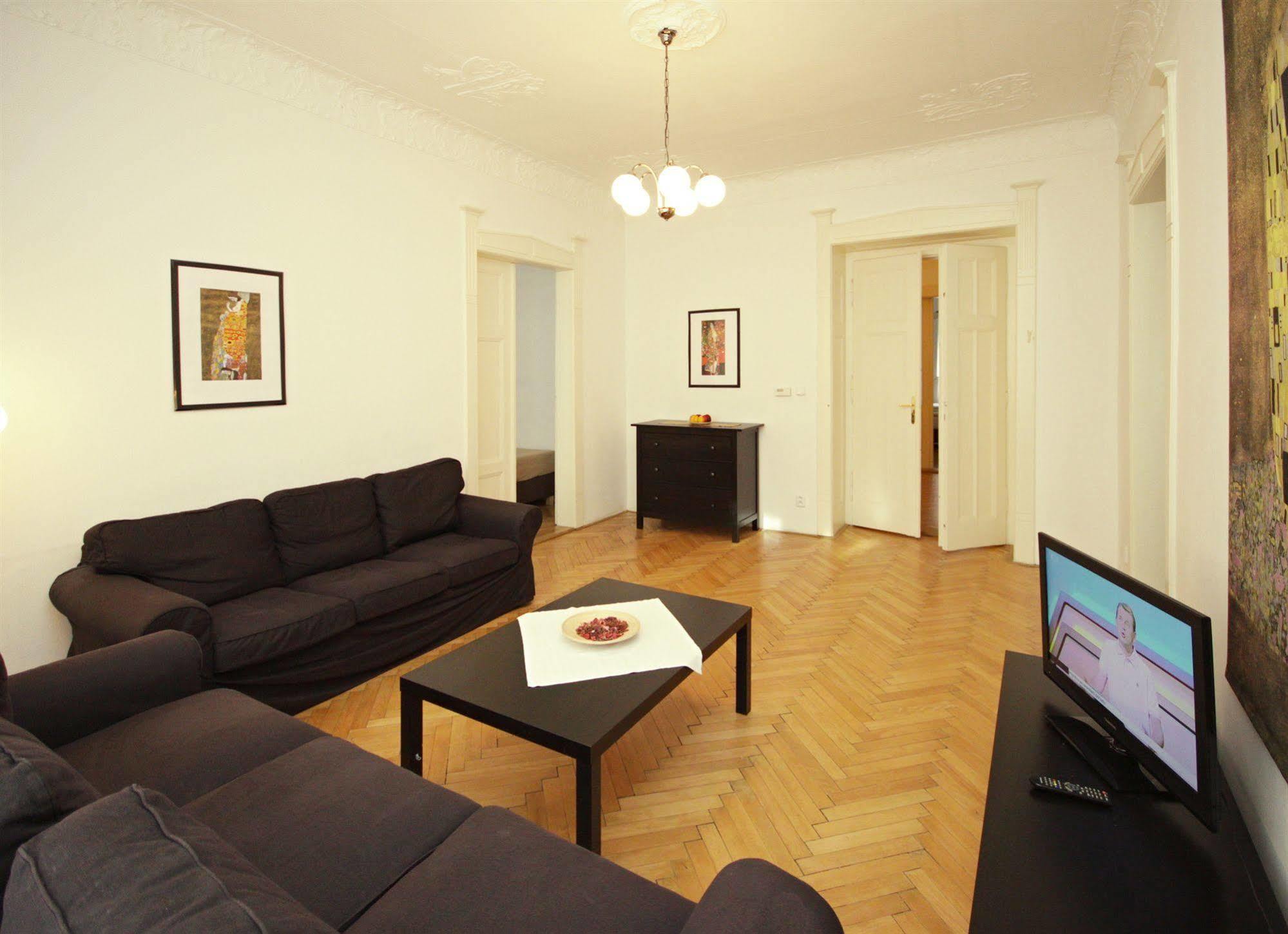Leo Apartments Old Town Prague Exterior photo
