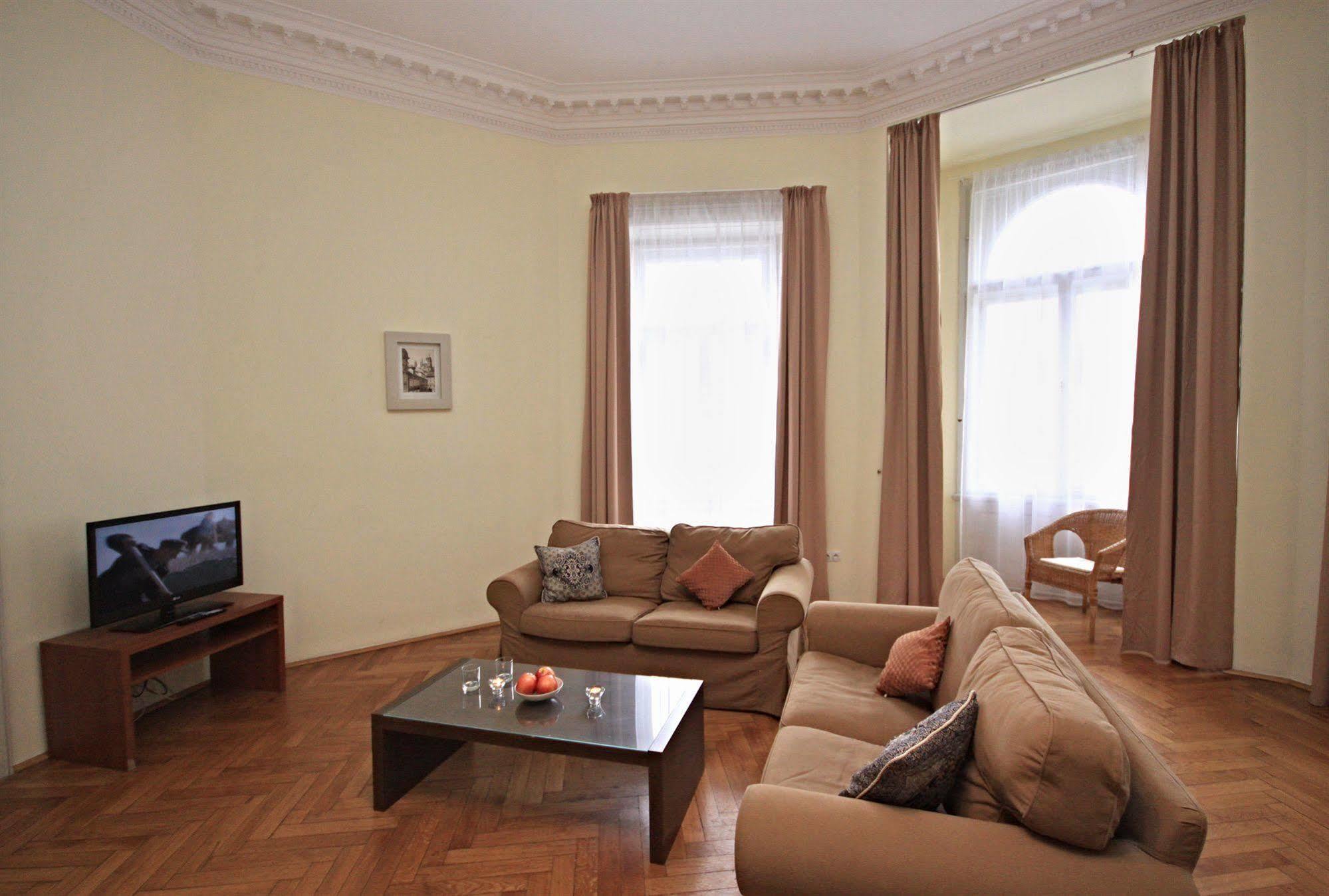 Leo Apartments Old Town Prague Exterior photo