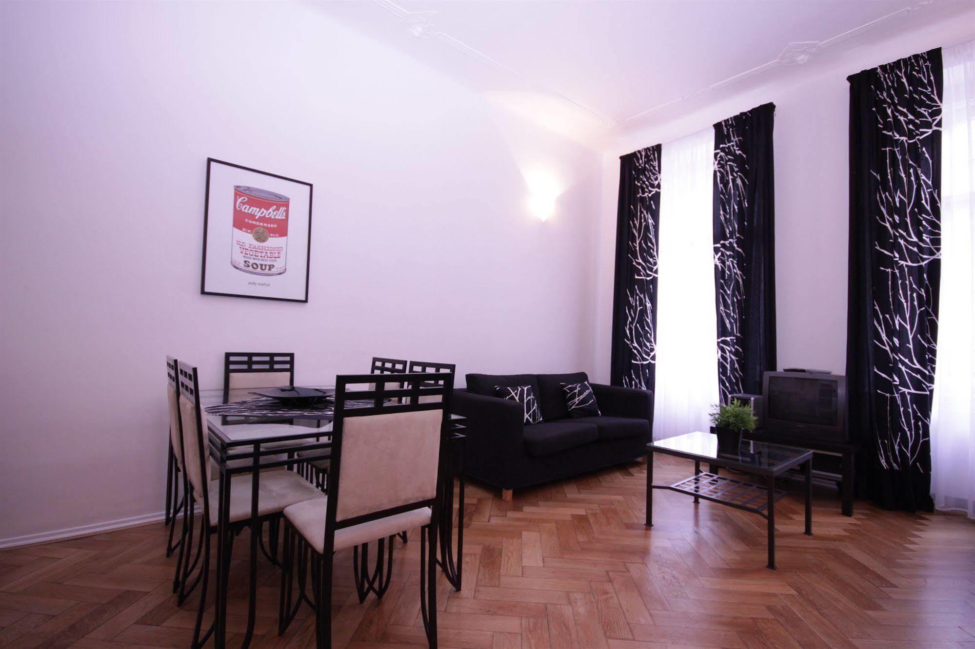 Leo Apartments Old Town Prague Exterior photo